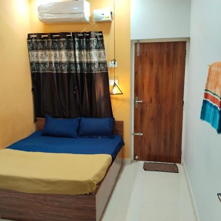 Asshappystayinn Hotel Tiruchirappalli Exterior photo